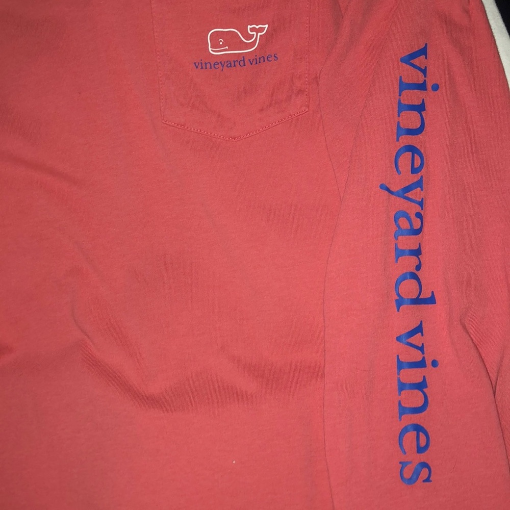 Vineyard vines with hood